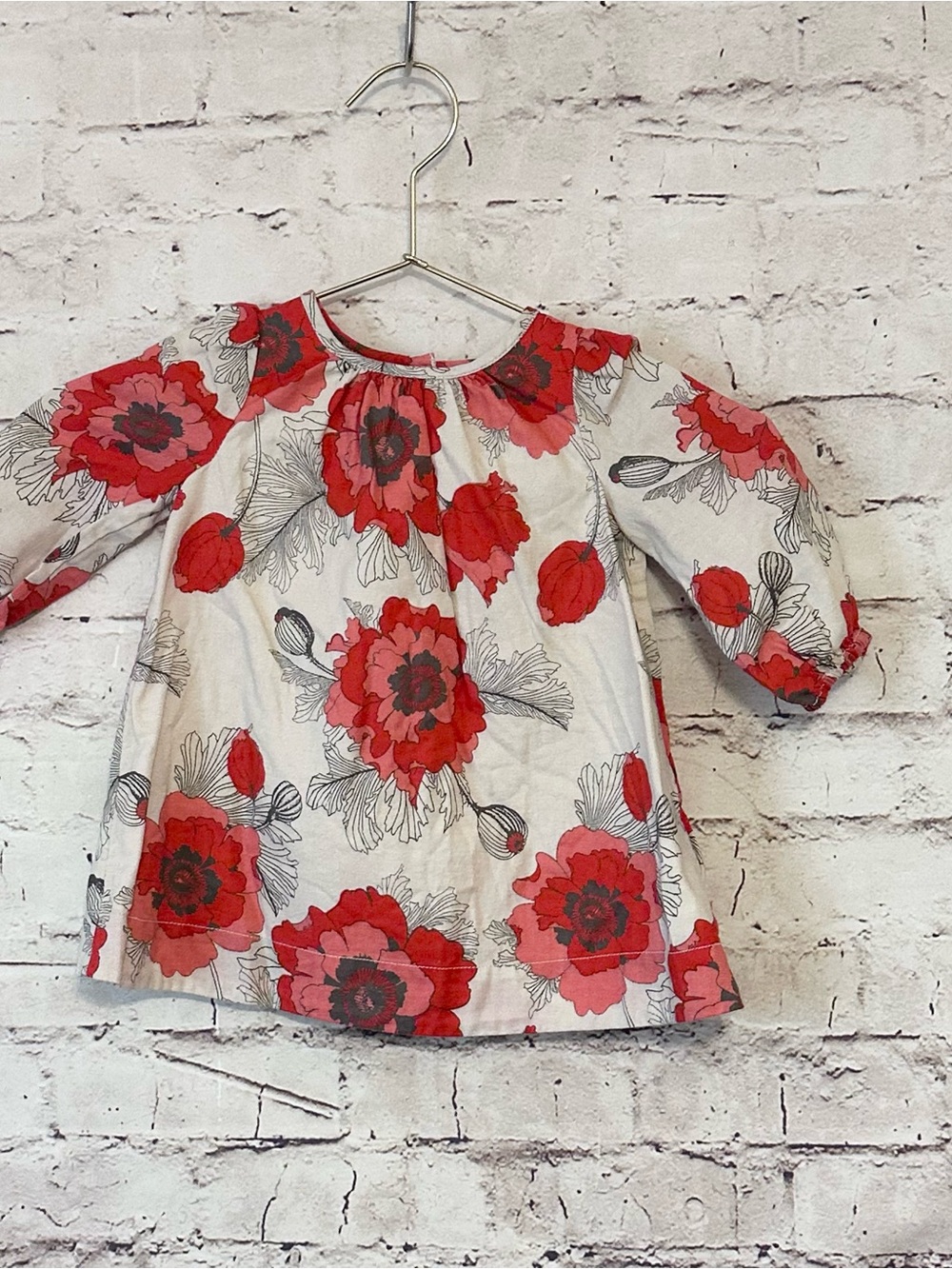 Baby GAP Girls Floral Long-Sleeve Top - White with Red Flowers